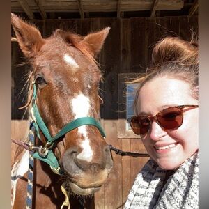 Meet your Posher, Kasey